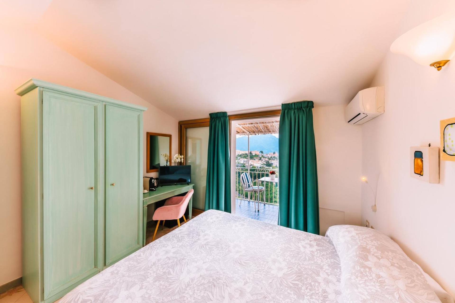 Hotel Zi'ntonio 3*