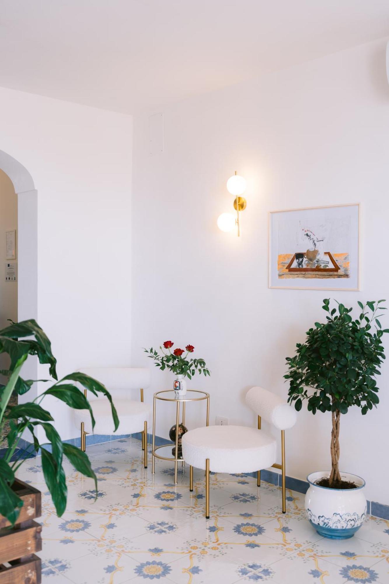 Zi'ntonio Hotel Scala